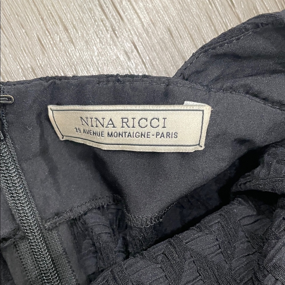 Nina Ricci Elegant Black Women's Dress - Picture 2 of 5